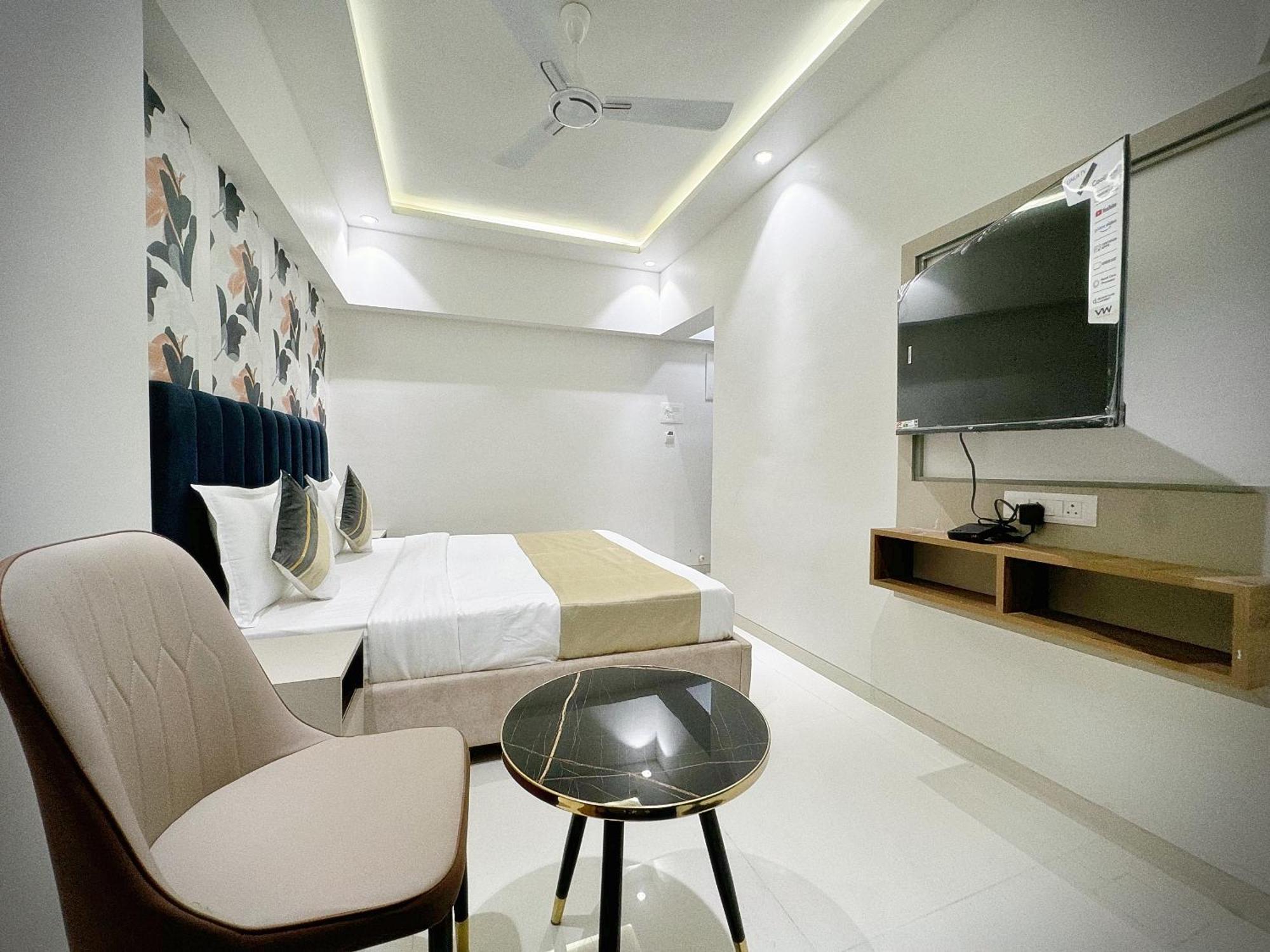 The Orion - Premium Apartments 뭄바이 외부 사진