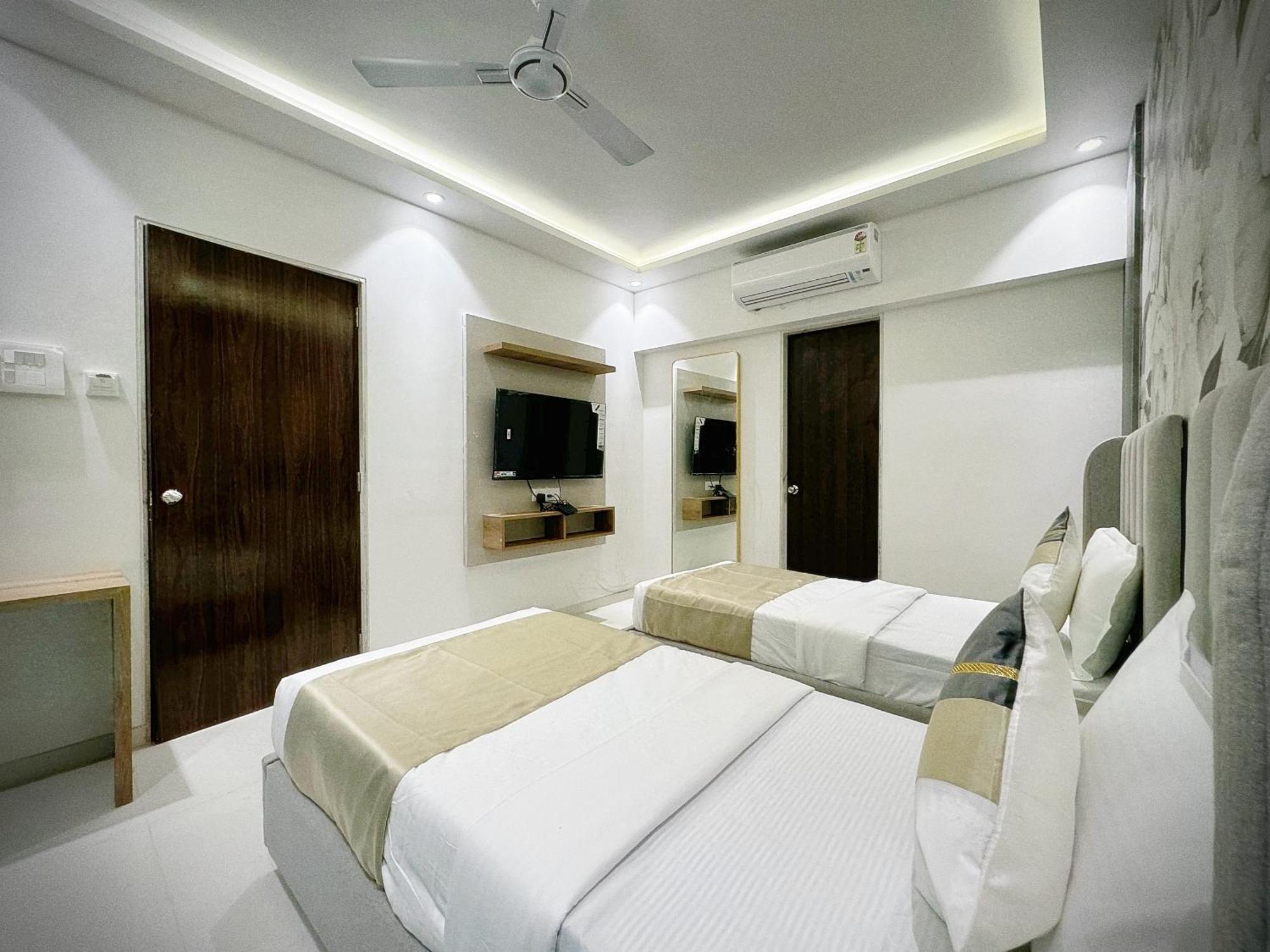 The Orion - Premium Apartments 뭄바이 외부 사진
