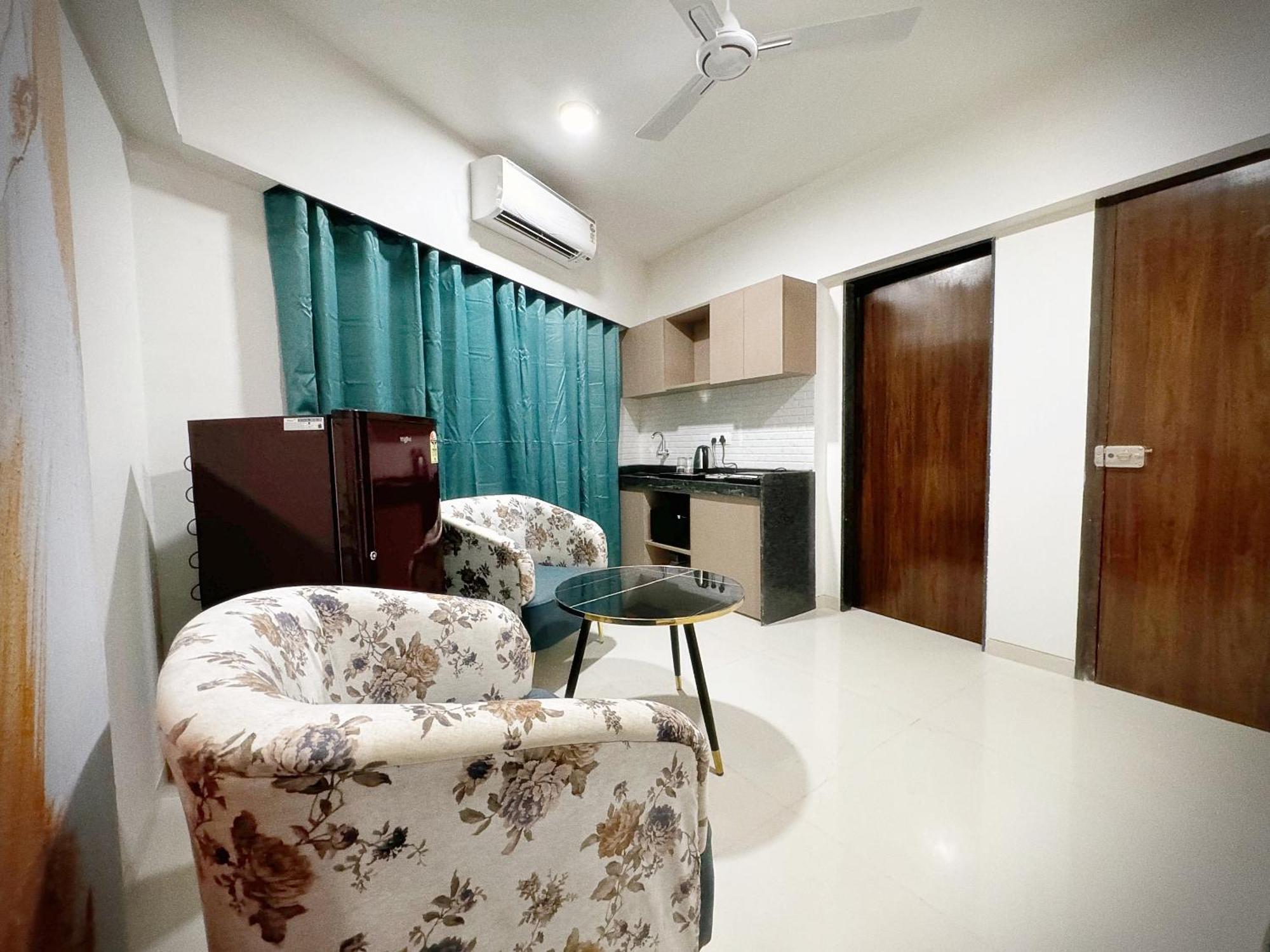 The Orion - Premium Apartments 뭄바이 외부 사진