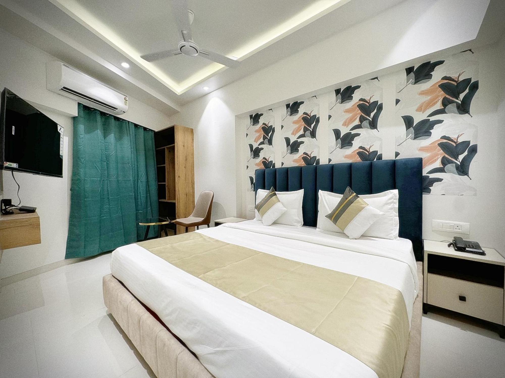 The Orion - Premium Apartments 뭄바이 외부 사진