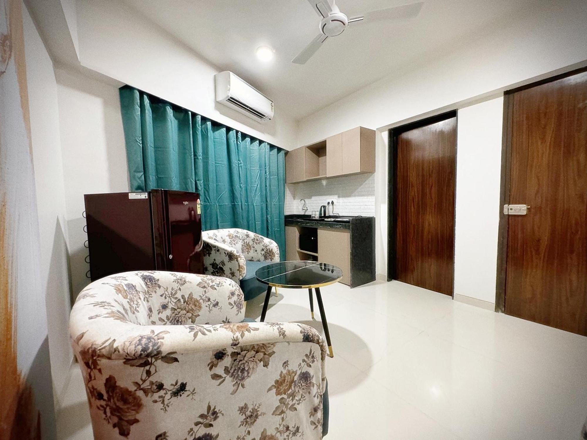 The Orion - Premium Apartments 뭄바이 외부 사진