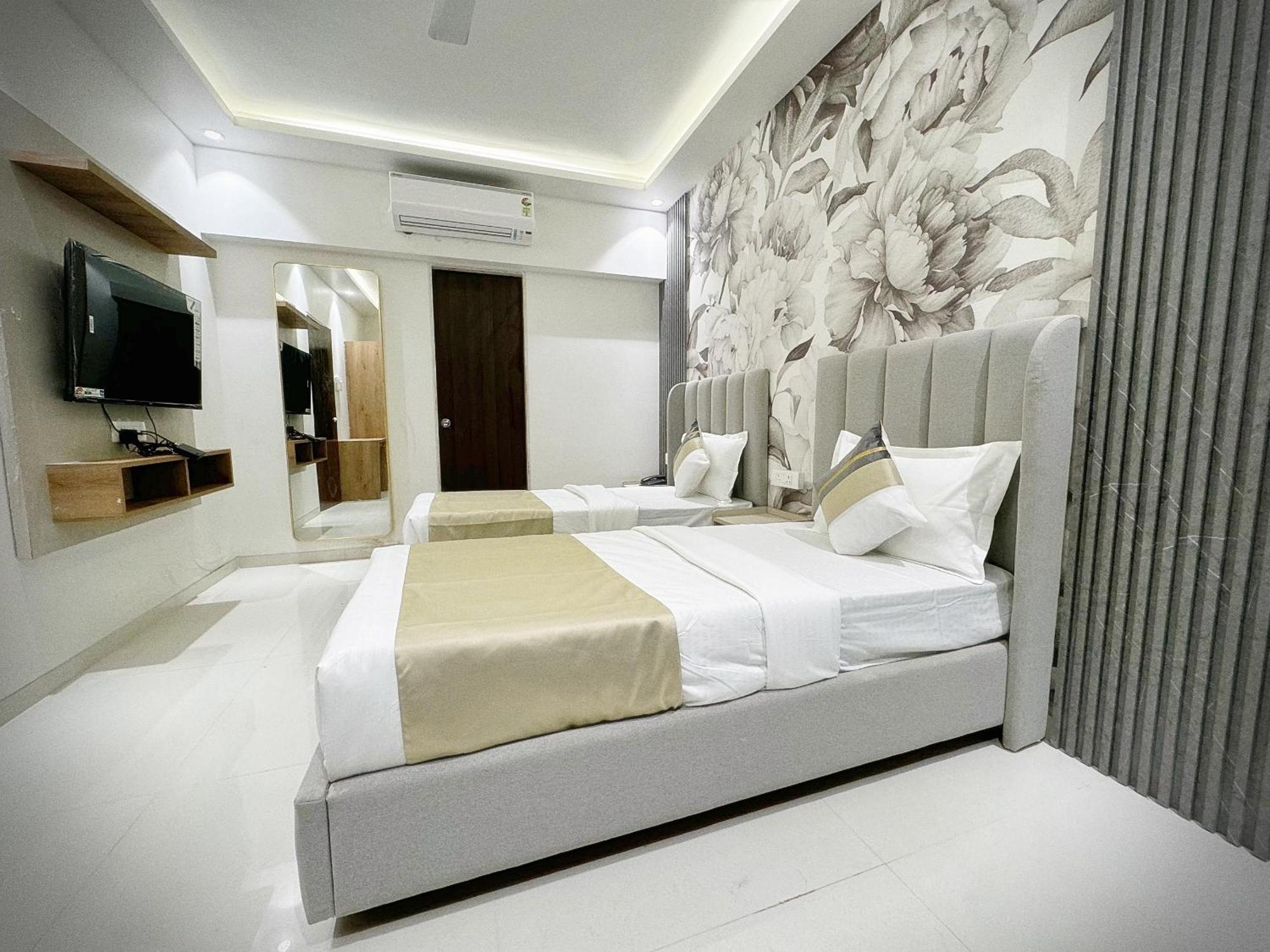 The Orion - Premium Apartments 뭄바이 외부 사진