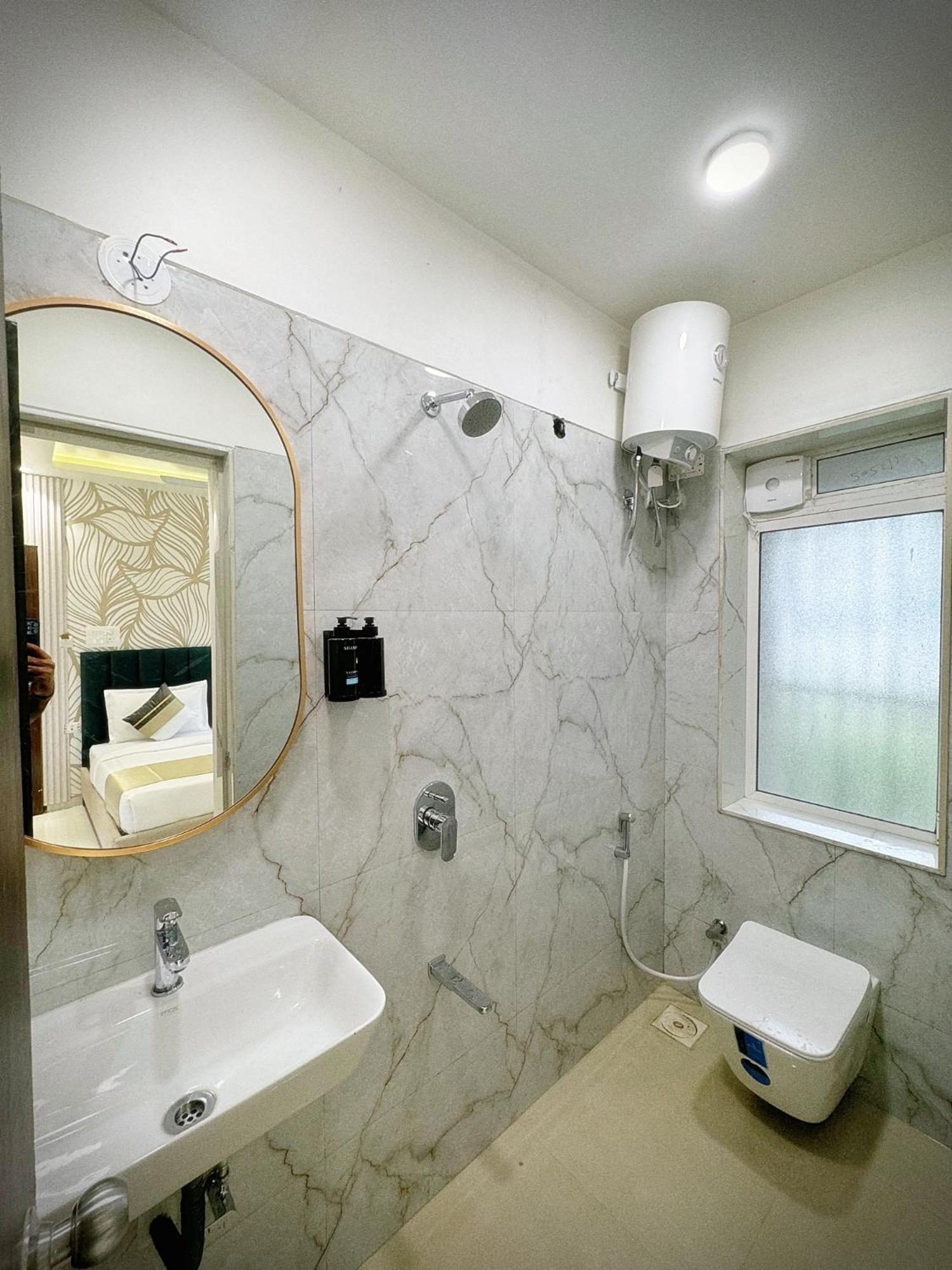 The Orion - Premium Apartments 뭄바이 외부 사진